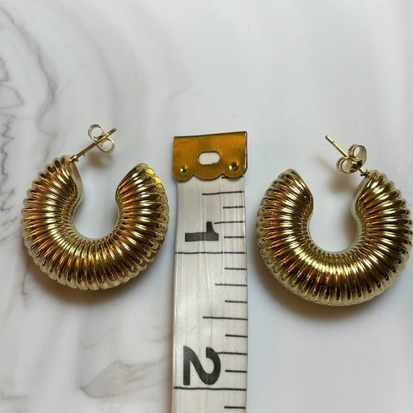 Robyn Tube Gold Donut Hoop Earrings - Picture 13 of 14